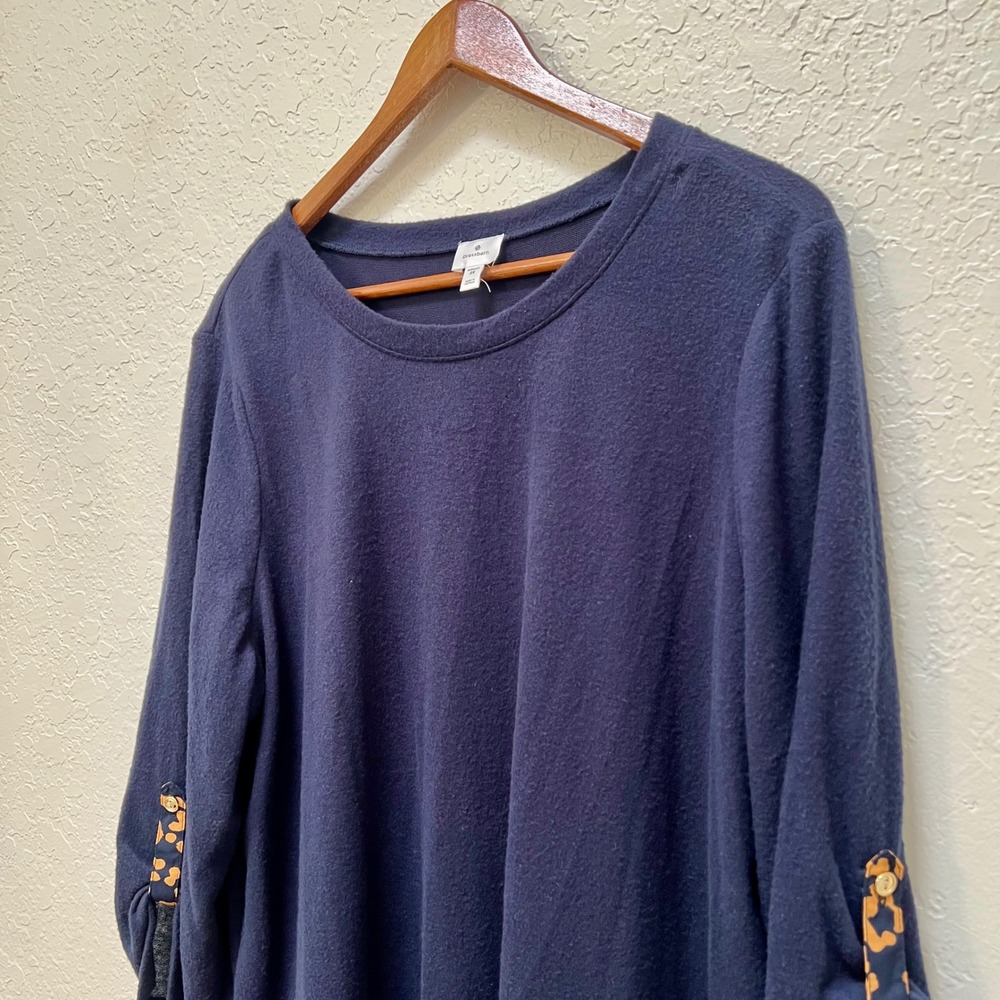 Dressbarn Womens 2X Navy Blue Leopard Print Layered Look Roll Tab Sleeve Top - Picture 3 of 7